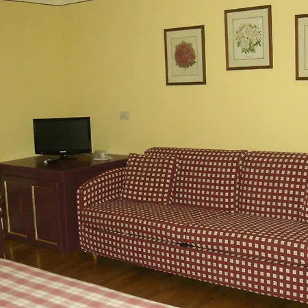 Alpino Hotel