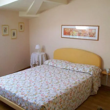 Alpino Hotell 3*